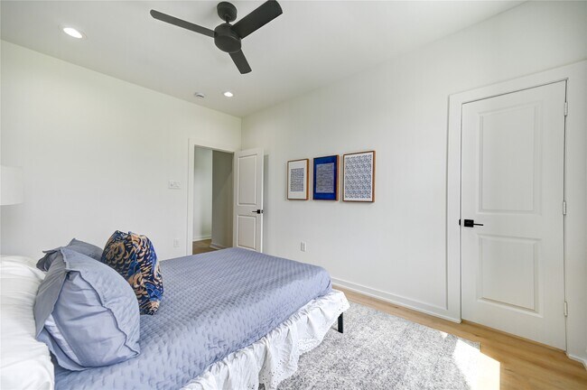 Building Photo - 4009 New Orleans St