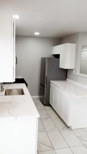 Building Photo - 35381 Dern Dr
