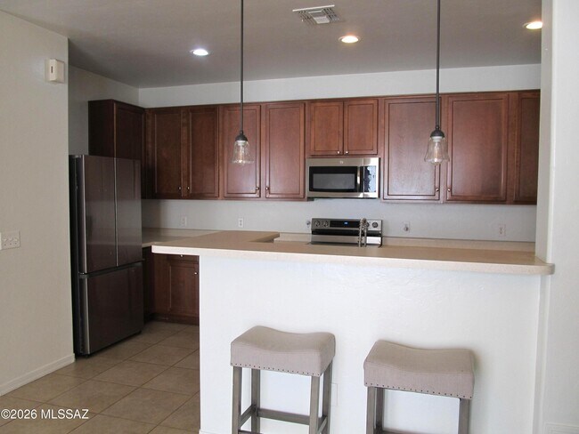 Building Photo - 748 W Paseo Celestial