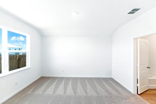 Building Photo - 1151 Amy Dr
