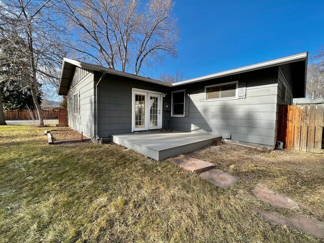 Building Photo - Ranch-Style 3 Bed, 1.5 Bath Home Near Avery Park in Fort Collins