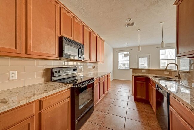 Building Photo - 22 Wickerdale Pl