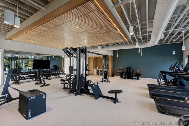 Building Photo - 22025 Brookmont Dr