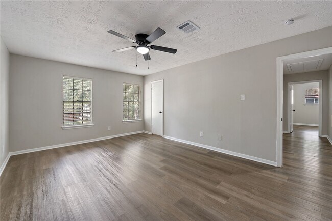 Building Photo - 12731 Retreat Trail