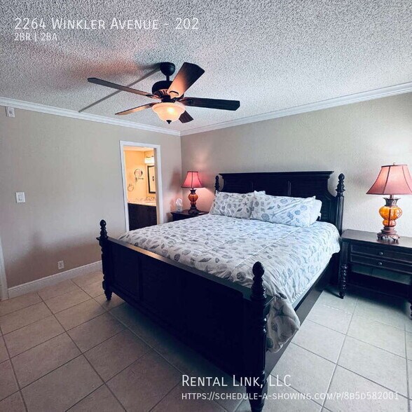 Building Photo - 2264 Winkler Ave