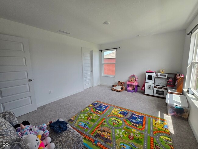 Building Photo - 5128 Summerton St