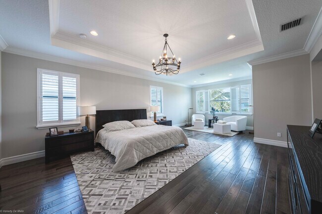 Building Photo - 9368 Eden Roc Ct