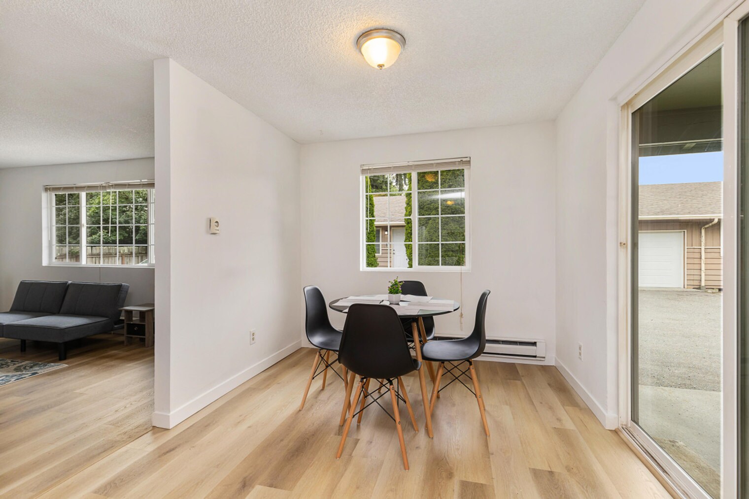 Building Photo - 15704 Ash Way