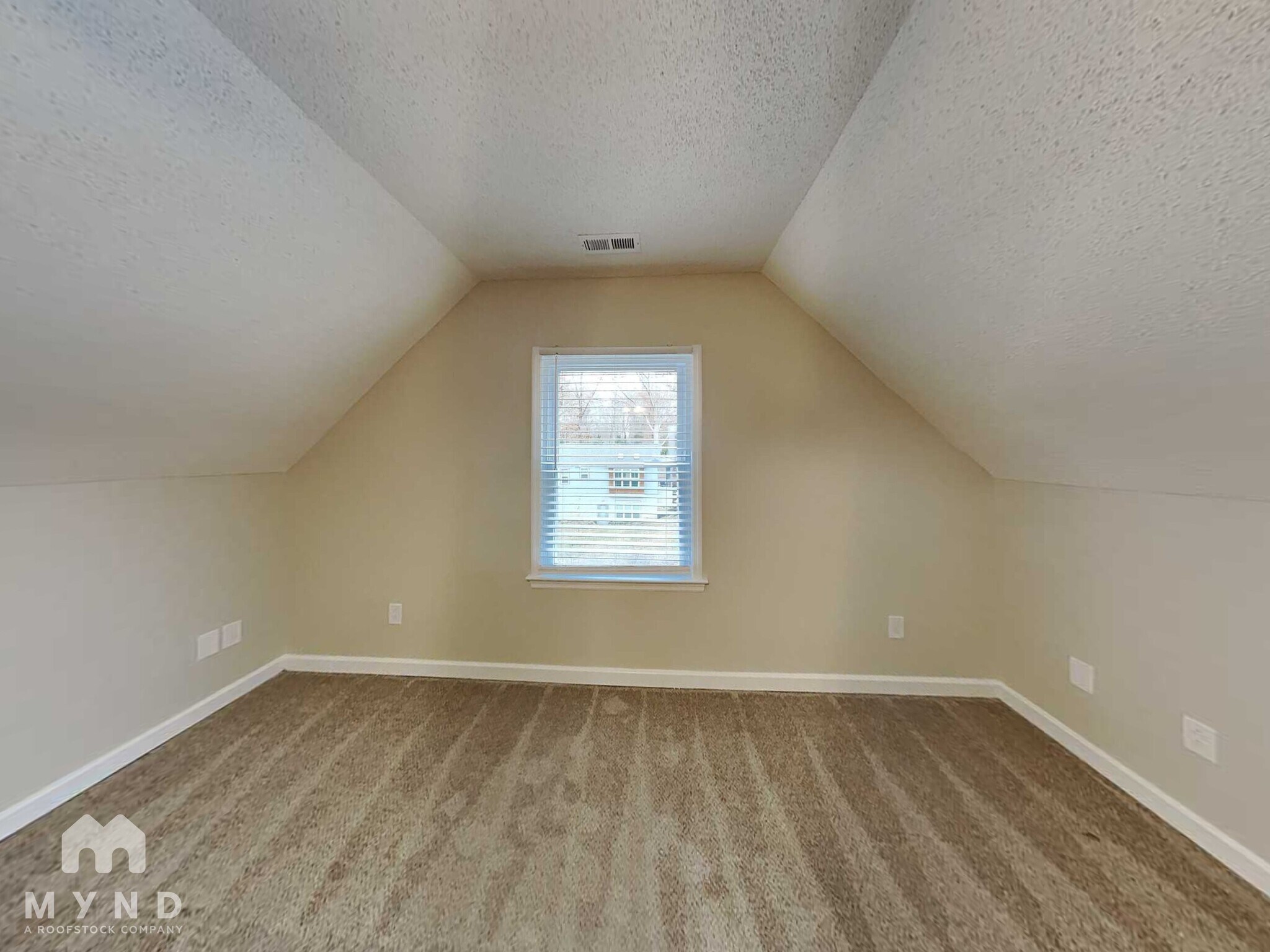 Building Photo - 400 Miller Rd