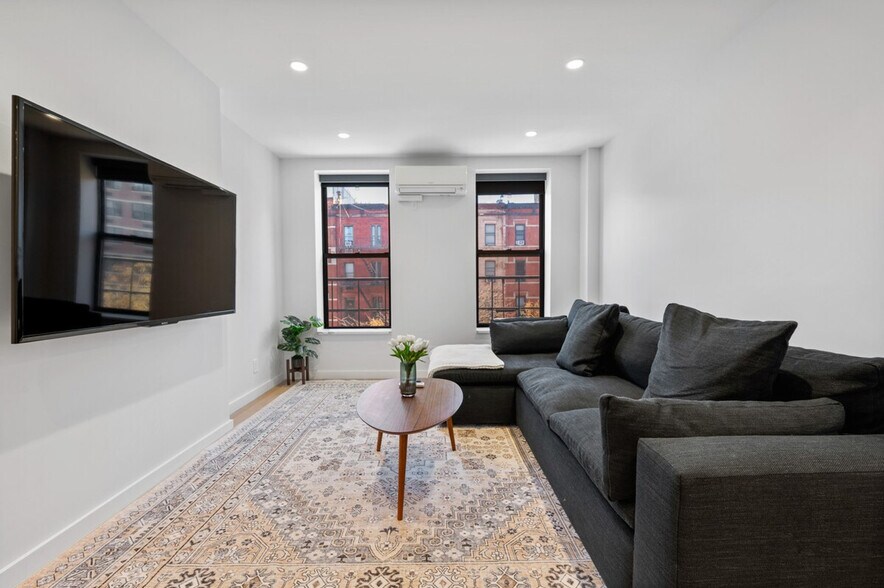 Building Photo - 472 Columbus Ave