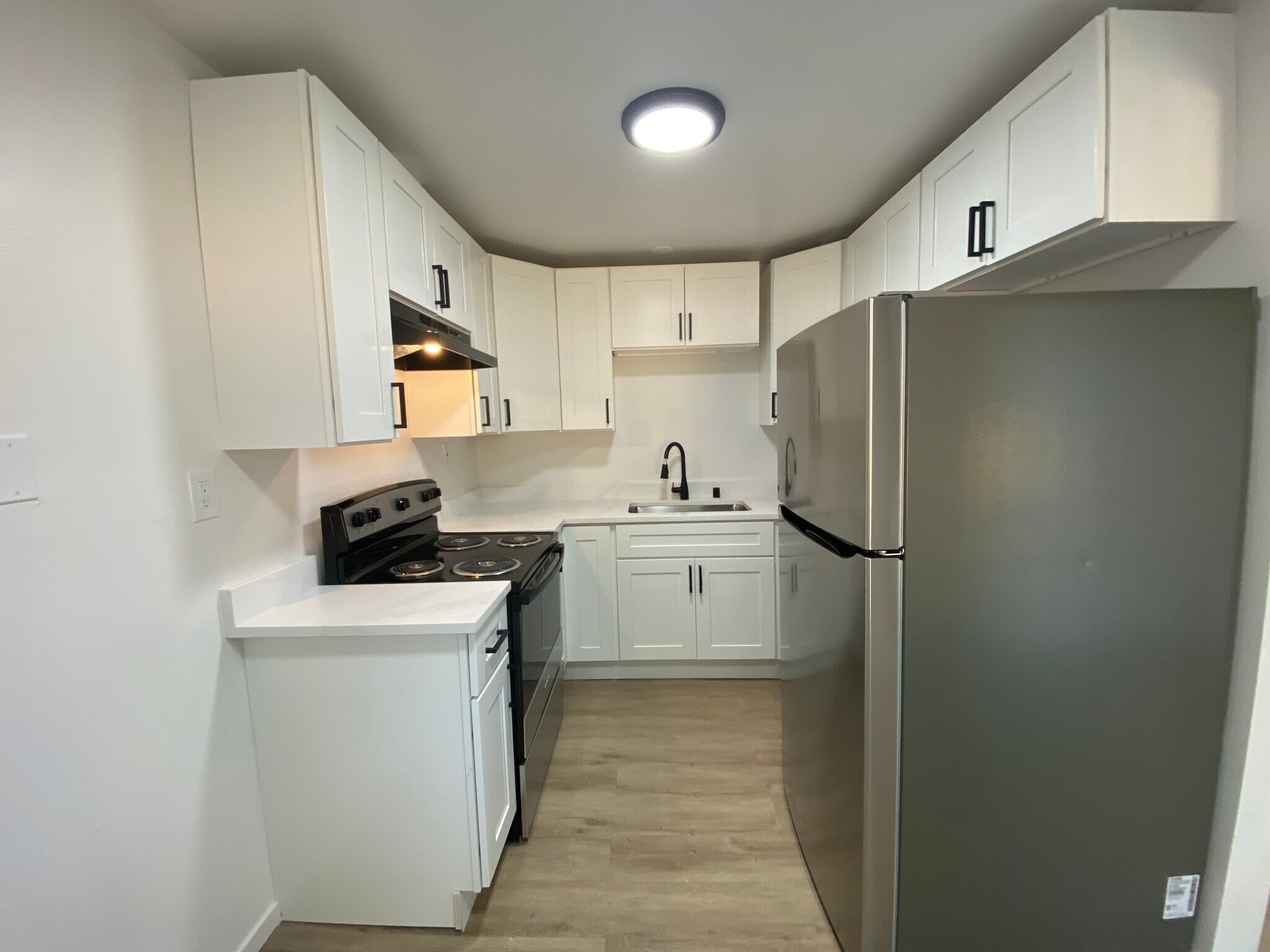 Building Photo - 15 110th Avenue Ct E