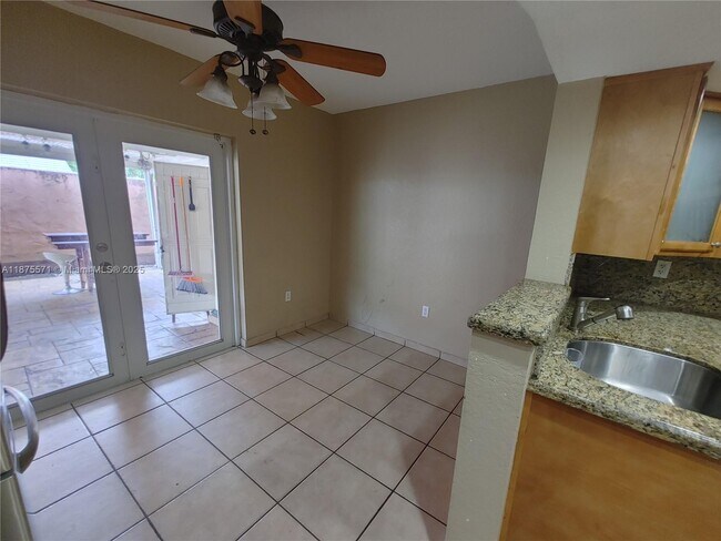 Building Photo - 2270 W 54th Pl
