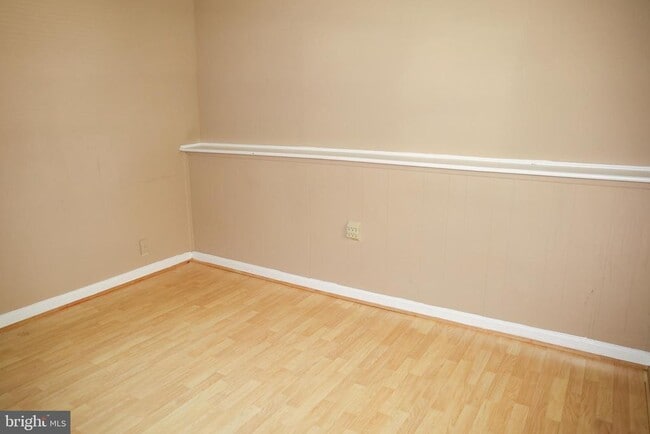 Building Photo - 3006 Summershade Ct