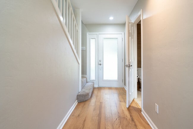 Building Photo - 3903 Dunleer Ct