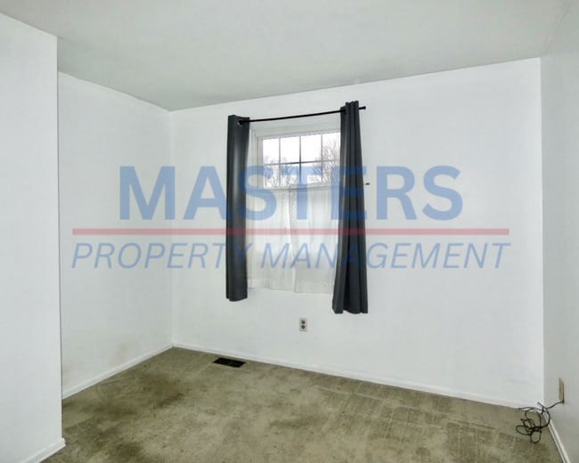 Building Photo - 160 Quail Rd