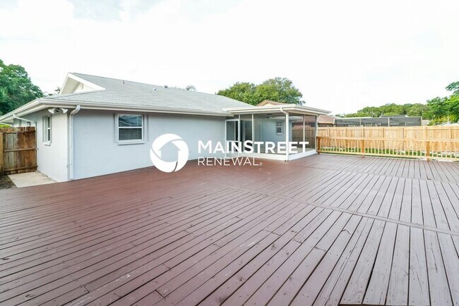 Building Photo - 3 Bedroom Pet-Friendly Home in New Port Richey, FL with Main Street Renewal