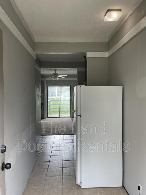Building Photo - 11658 CR 3586