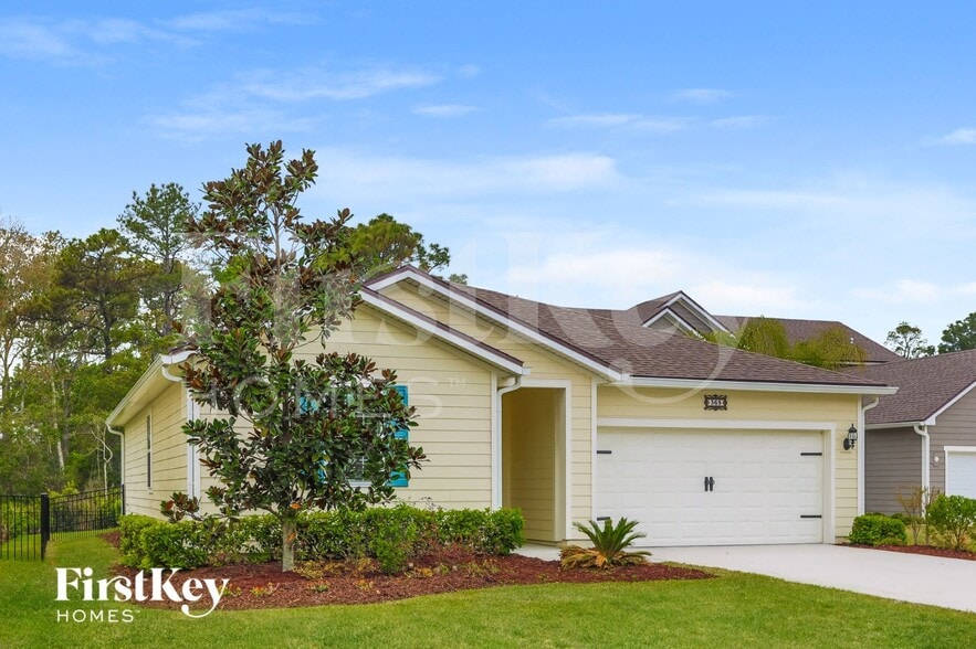 Building Photo - 365 La Mancha Dr