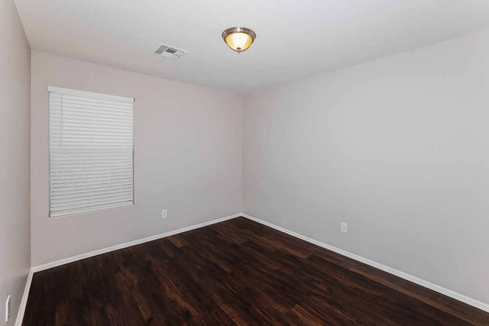 Building Photo - 12605 W Orange Dr