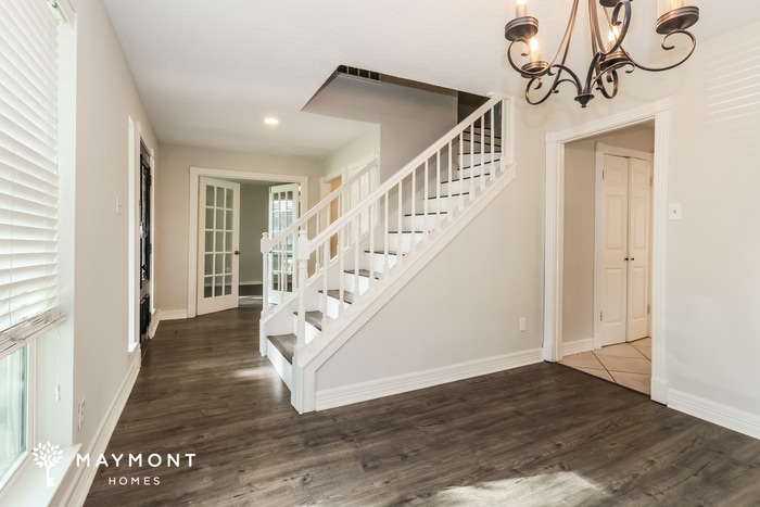Building Photo - 18011 Tall Cypress Dr