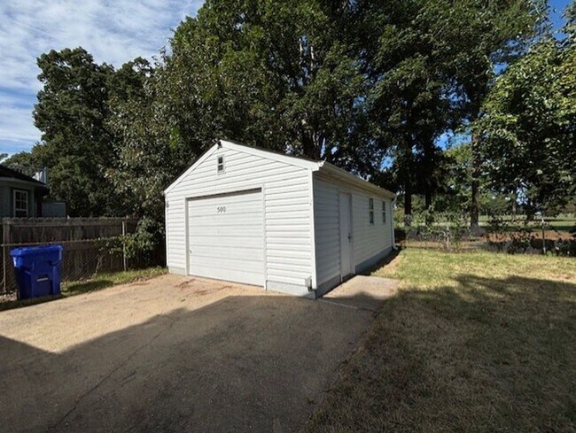 Building Photo - Stephen Decatur Park