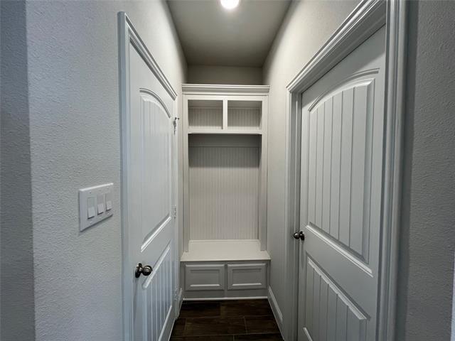 Building Photo - 14869 Nightmist Rd