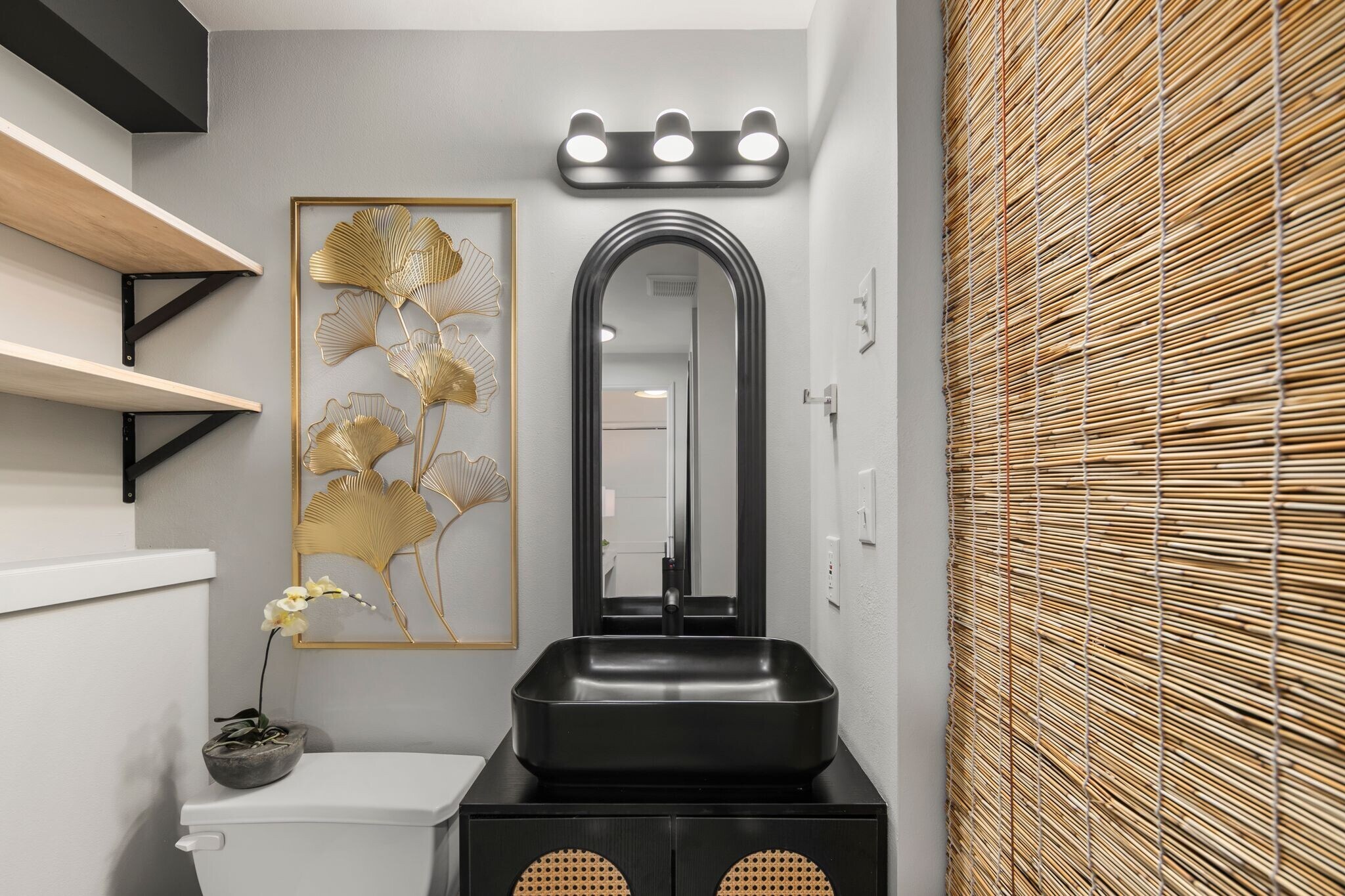 Building Photo - 9301 Linden Ave N