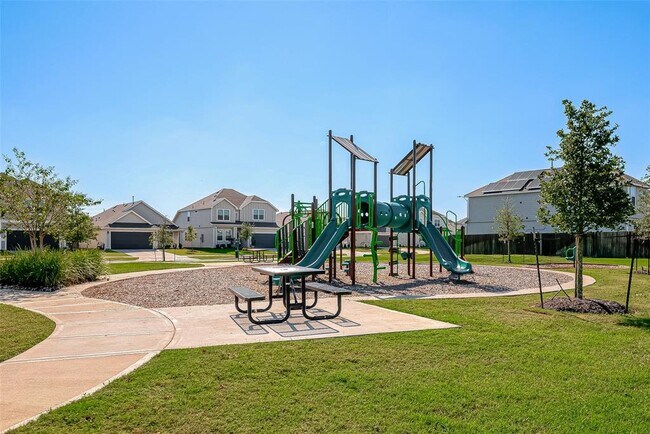 Building Photo - 5619 Brooklyn Rose Dr