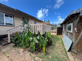 Building Photo - 91-525 Hapalua St