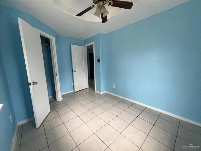 Building Photo - 1015 Martinez St