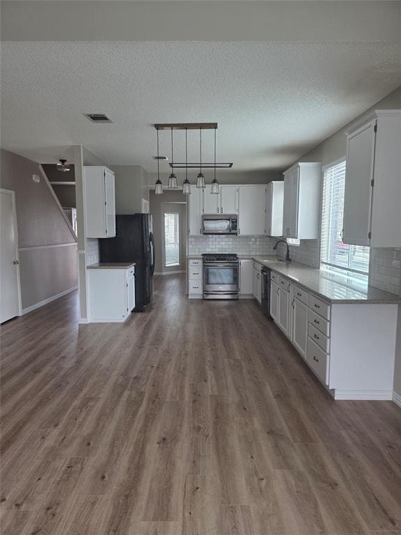 Building Photo - 8507 Chat Ln