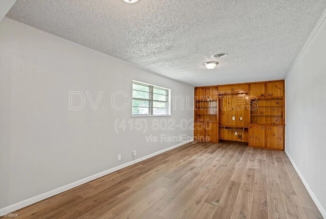 Building Photo - 4025 Field St