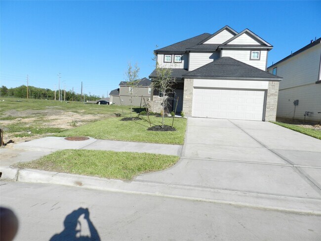 Building Photo - 2215 Emerald Diamond Ct