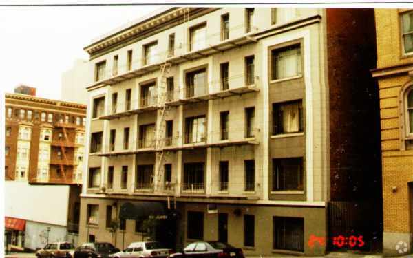 Building Photo - Jones Street Terrace