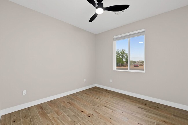 Building Photo - NO HOA! 2024 Build w/ RV Gate, Quartz Kitchen & 4 Spacious Bedrooms