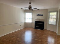 Building Photo - 75 Quartz Ln