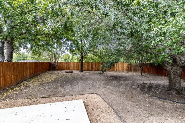 Building Photo - 8019 Hilltop Crest