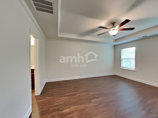 Building Photo - 11126 Hazel Gdns Dr