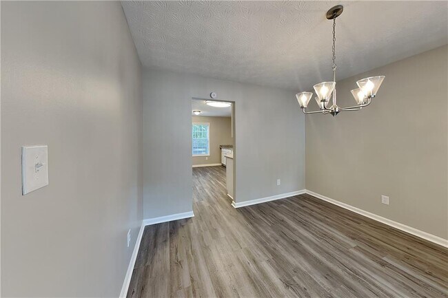 Building Photo - 2618 Windage Dr SW