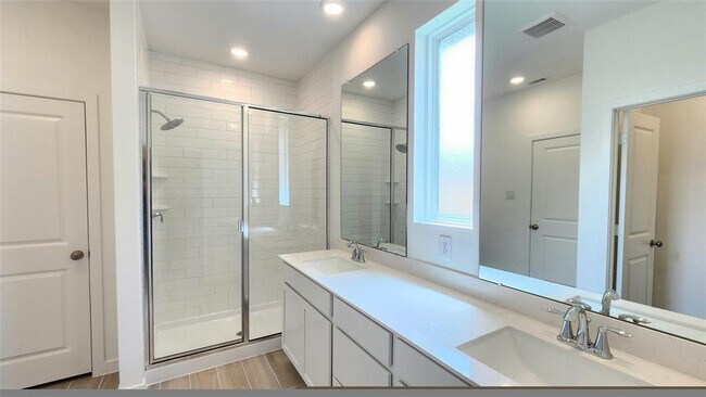 Building Photo - 28815 Texas Sparrow Ln