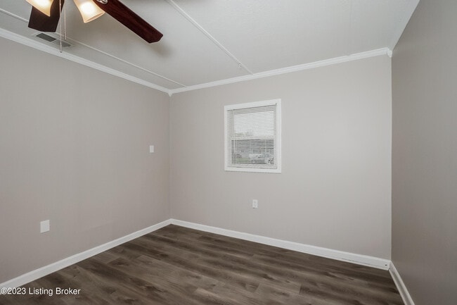 Building Photo - 7300 Betsy Ross Dr