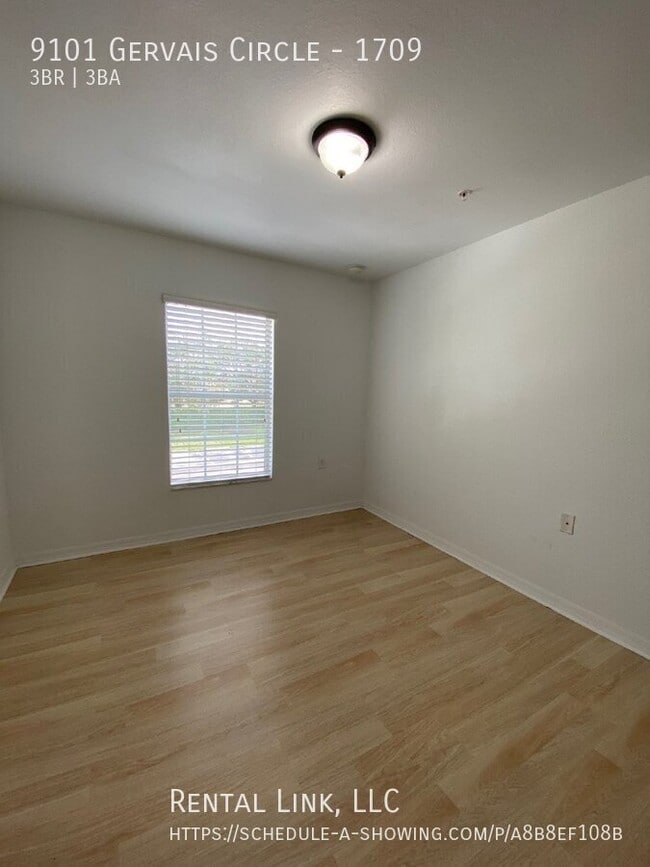 Building Photo - 9101 Gervais Cir