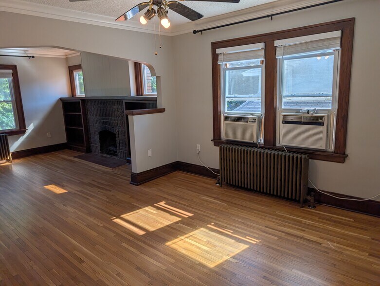 Building Photo - 1298 Marshall Ave