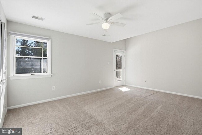 Building Photo - 13835 Burntwoods Rd