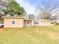 Building Photo - 7206 Tangerine Ave