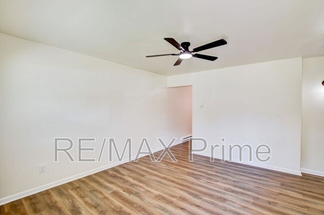 Building Photo - 1302 Linden Ave