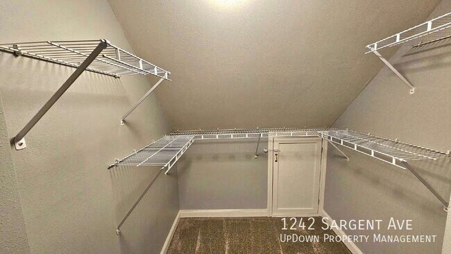 Building Photo - 1242 Sargent Ave