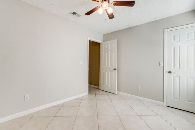 Building Photo - Enjoy Florida Lifestyle on Amelia Island