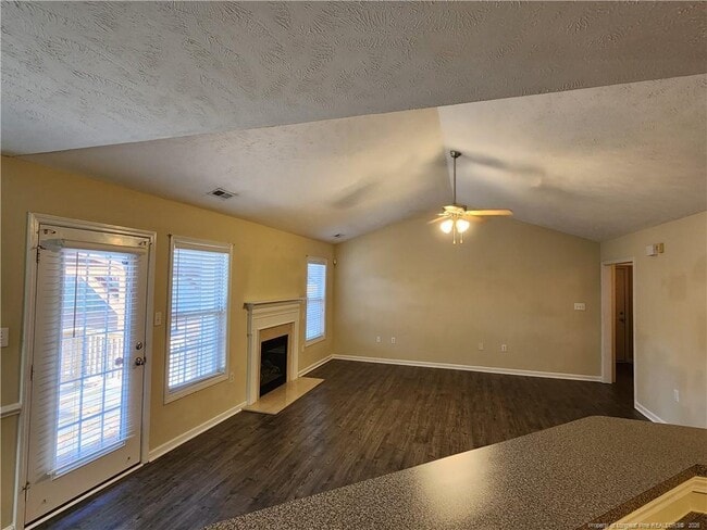 Building Photo - 3347 Broomsgrove Dr