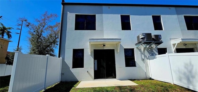 Building Photo - 7593 Gesualdo Ct